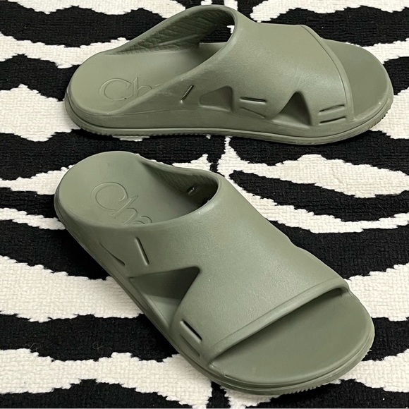 Chaco Rubber Slide Sandals Size 9 - Picture 1 of 6